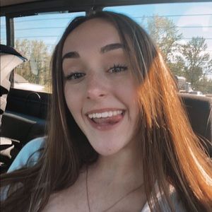 Meet your Posher, Kaylee